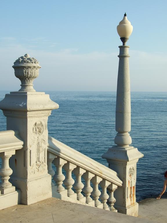 Montserrat Apartment *