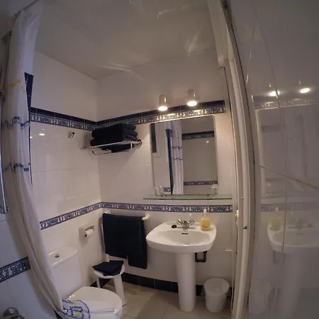 Apartamentos Montserrat Sitges Quarto foto