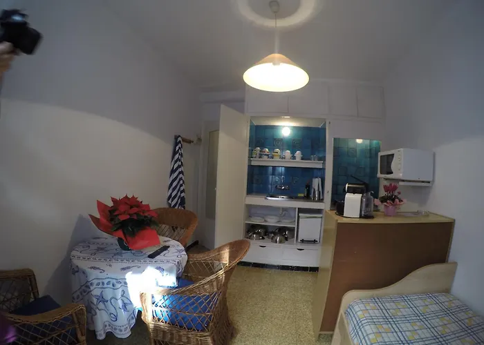 Apartamentos Montserrat